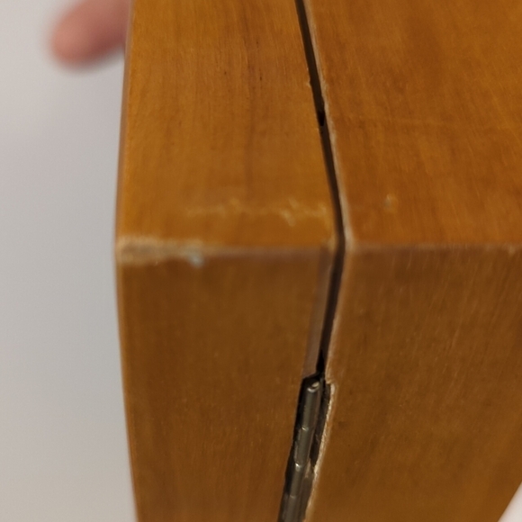 vintage Hummel jewelry music box - Picture 16 of 16